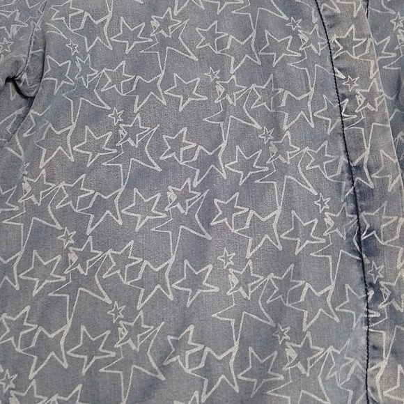 Mason by Suko denim style star print button down shirt. Lightweight  flowy small - Picture 3 of 6